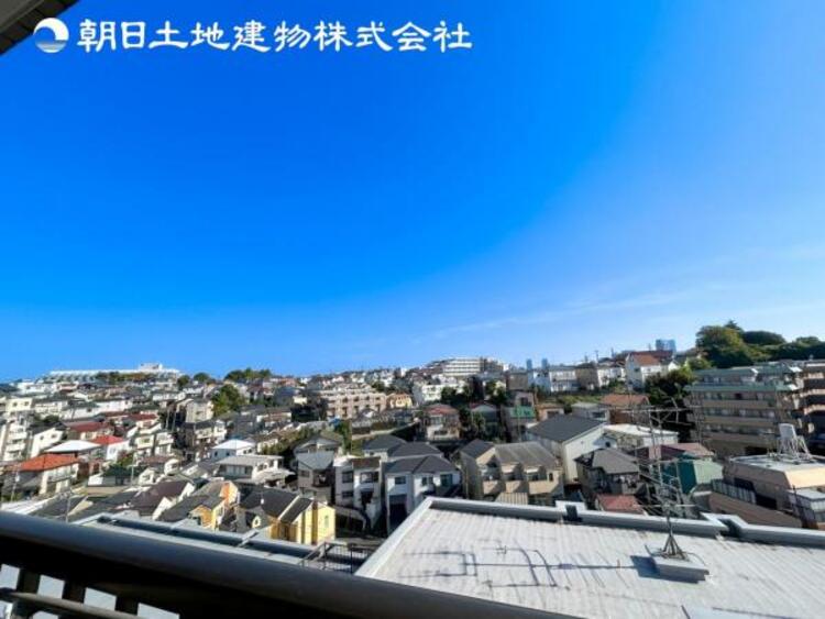 その他 【眺望】部屋から眺める景色はお部屋のインテリアの一部です。開放感ある景色は季節や天候によって変化する素敵な絵画ですね！