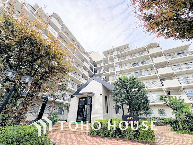 外観 〜南西向きのため陽当たり良好〜ルーフバルコニーつき3LDK〜リノベーション済み〜