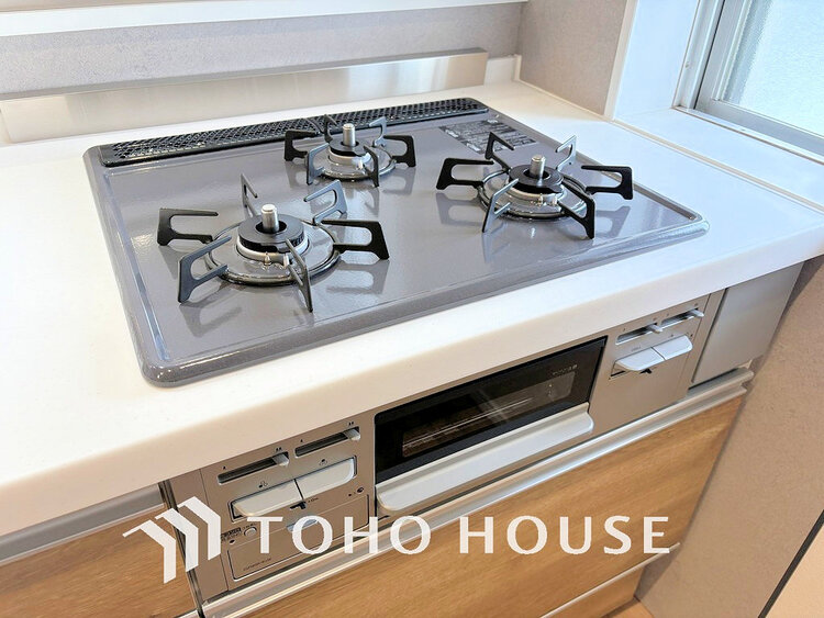 その他 3口ガスコンロで効率よくお料理できますね