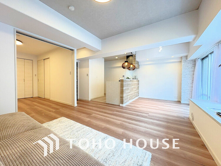 内装 ゆったりとくつろげる上質なリビングダイニング