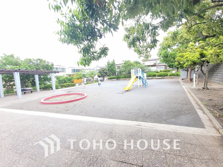 周辺 別所五丁目公園　距離650m