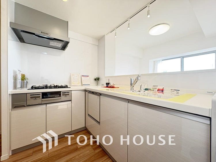 キッチン デザインと機能性を兼ね備えたシステムキッチン