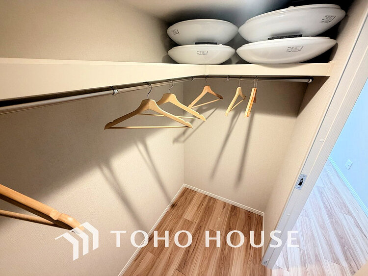 収納 沢山のお洋服を綺麗に収納できる「ウォークインクローゼット」