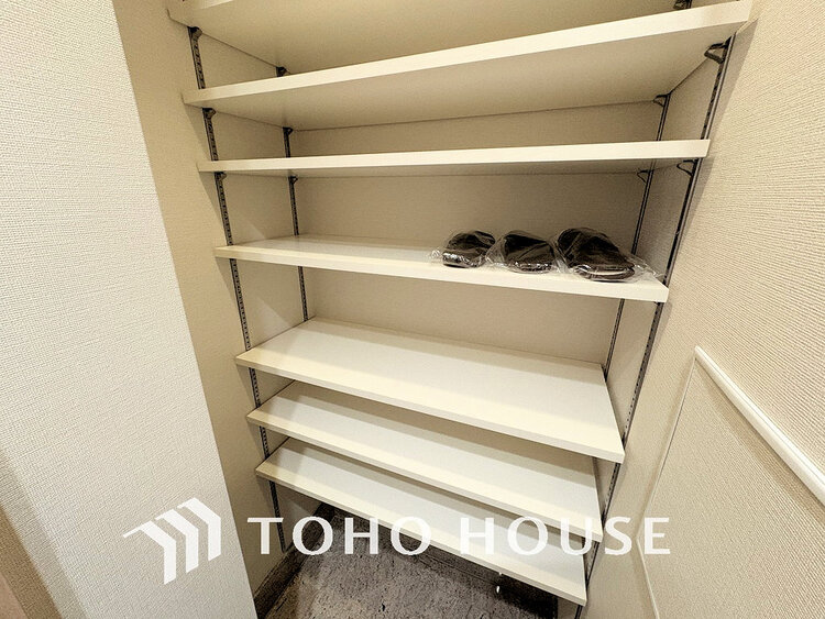 収納 大容量のSICを完備。お履物の多い方でも安心の収納量ですね