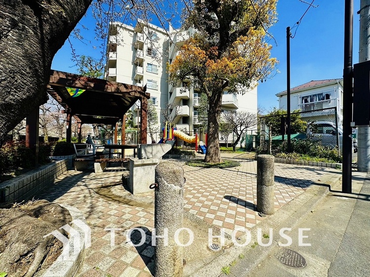 周辺 華園児童公園　距離140ｍ