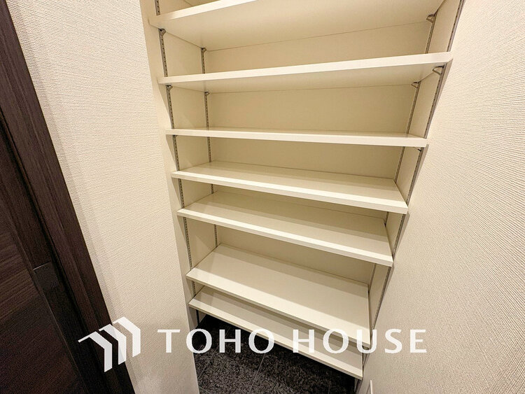 収納 大容量のSICを完備。お履物の多い方でも安心の収納量ですね