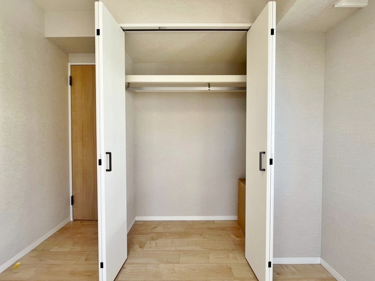 収納 居室にはクローゼットがあり、荷物もスッキリ収納して快適にお過ごしいただけます。