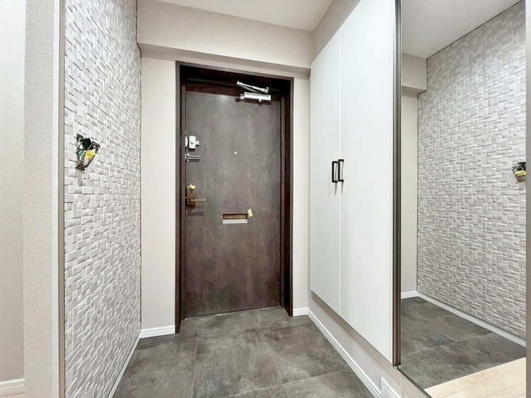 収納 シューズボックスを完備した玄関です。