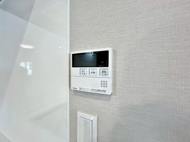 設備 見やすい画面で操作しやすい給湯パネルです。