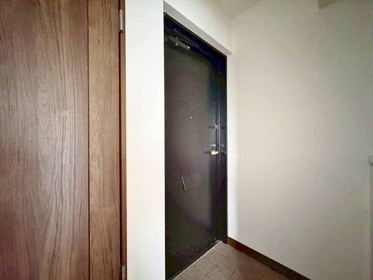 玄関 シューズボックスを完備した玄関です。