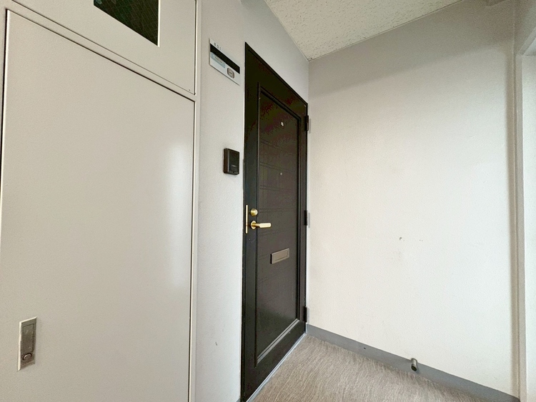 玄関 玄関を開ければ、そこは安らぎのご自宅。