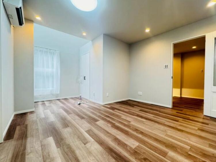 居間 【2025年11月撮影】