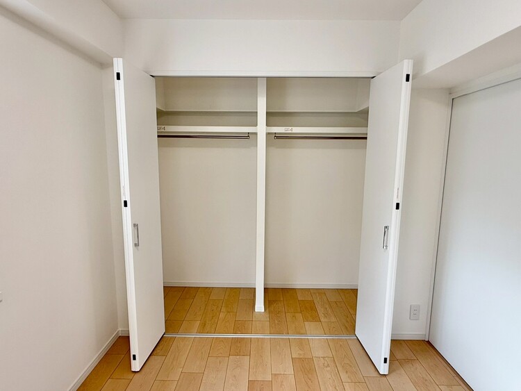 その他 収納スペースが付いていて、お部屋を広く使っていただけます。