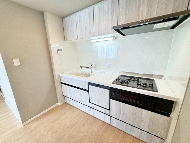 その他 使いやすくスタイリッシュなキッチン空間になっております。