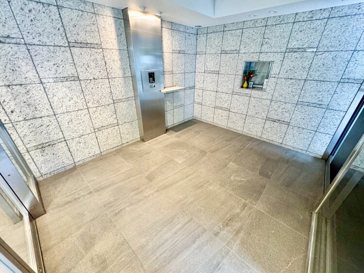 その他 館内は静寂な中が保たれており、管理が行き届いている印象を受けました。