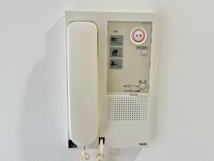 その他 室内にはインターホンを設置。快適と安らぎを合わせた優しい設計。