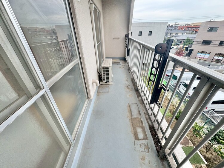 その他 朝の澄んだ空気や、夕方に吹く清々しい風を感じられるバルコニー。