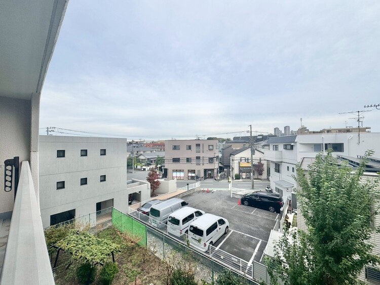 その他 眺望や窓からの景色が良いと、家で過ごす時間も快適です。