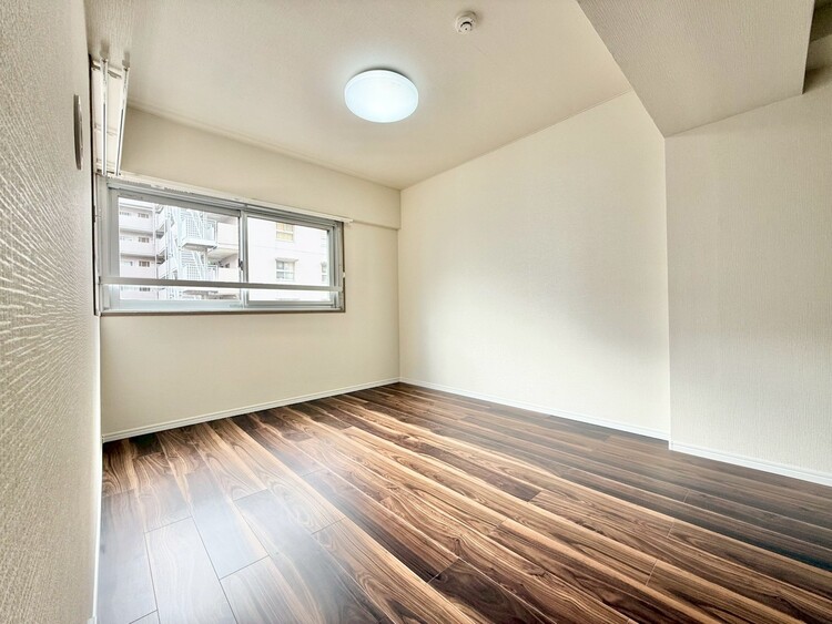 その他 清かで艶やかな時間をもたらしてくれる室内です。