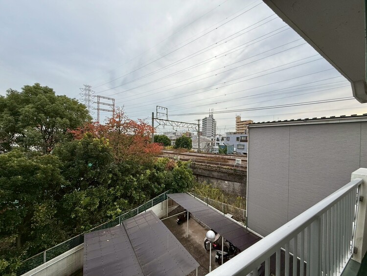 その他 眺望や窓からの景色が良いと、家で過ごす時間も快適です。