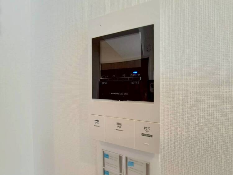 その他 誰が来てもわかる様にモニター付きインターホンを設置。