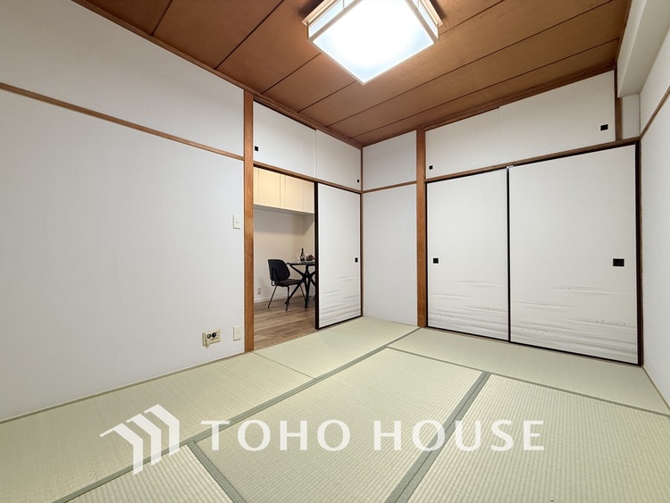 内装 客間はもちろん、個人のスペースにも使える和室