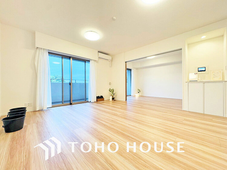 内装 ゆったりとくつろげる上質なリビングダイニング