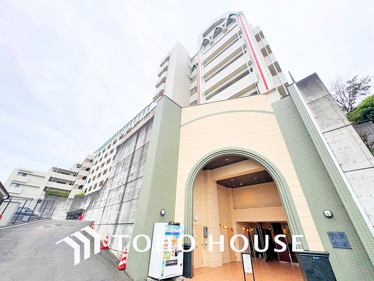 外観 〜「久地」駅徒歩8分〜たいせつなペットと暮らせます〜共用施設充実のマンション〜