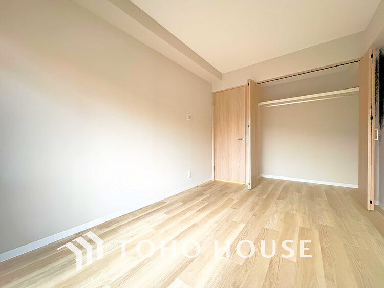 内装 1日の疲れを癒し、心地よく寛げるようゆったりとした広さをしています