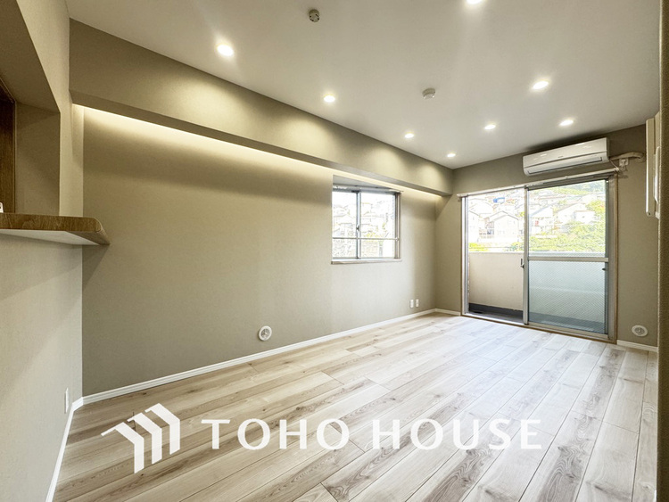 内装 明るいLDKは自然と家族が集まるコミュニケーションの場所に