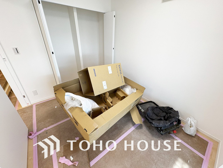 内装 シンプルですっきりとした室内は飽きのこない居心地の良い雰囲気（リフォーム中）