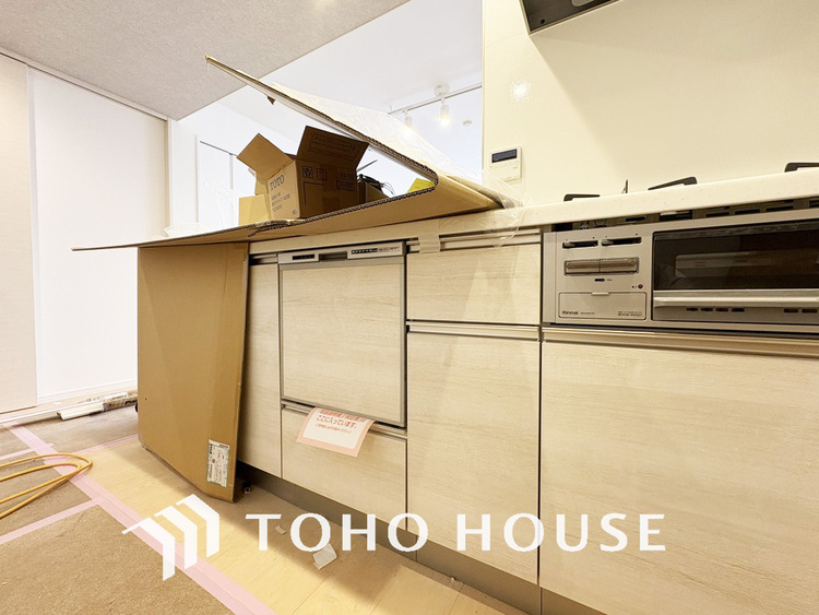 キッチン デザインと機能性を兼ね備えたシステムキッチン（リフォーム中）