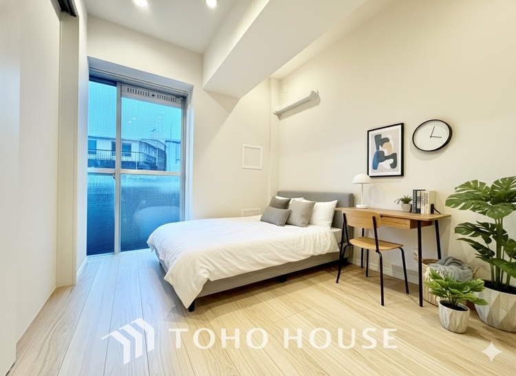 内装 ＊配置してある家具や小物はCGによるイメージ画像です。寝室は一日の疲れを癒す大切な空間。快適で落ち着けるおすすめの間取りです。