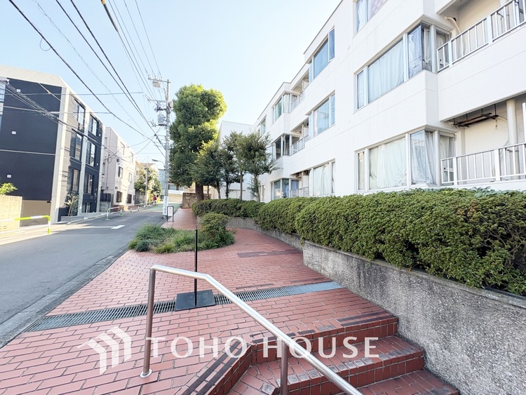 外観 【改装中】【KITCHEN】◆家族のおはよう◆の声を笑顔で迎えてあげられるシステムキッチン。朝ごはんが楽しみでちょっと早起きしたくなるんです。