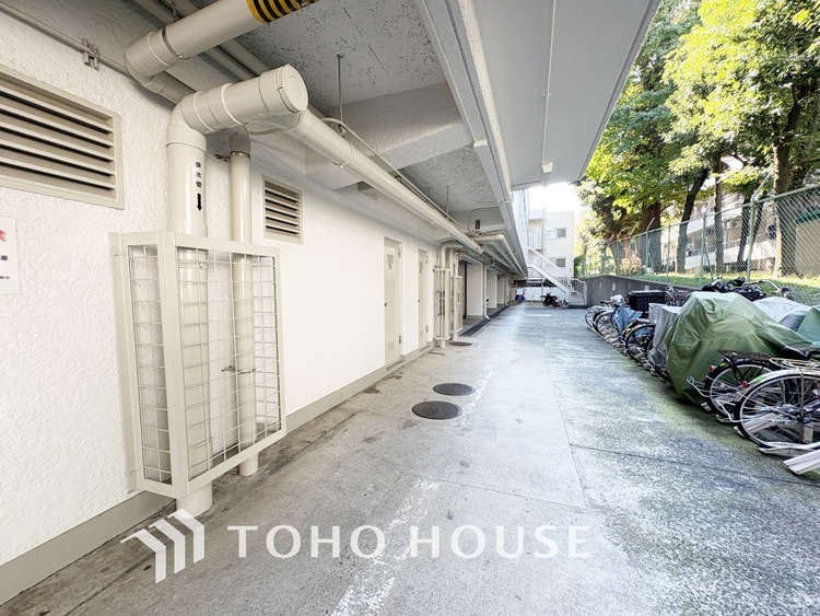 外観 ◆瀟洒な空間◆落ち着きのある彩が見事に調和させた瀟洒な空間を演出。ここに集まる家族の会話と笑顔が絶え間なく続く幸せな空間。