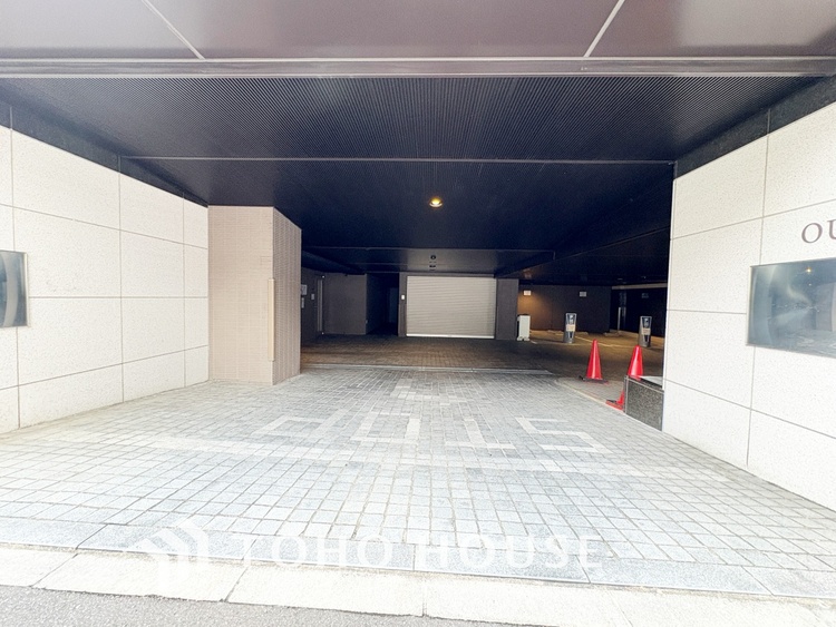 外観 ほんの少しのこだわり。ちょっとした色使いがその家がもつ雰囲気、趣（おもむき）を携え、暮らす家族や訪ねてくる友人・知人に新鮮な香りを運んできます。