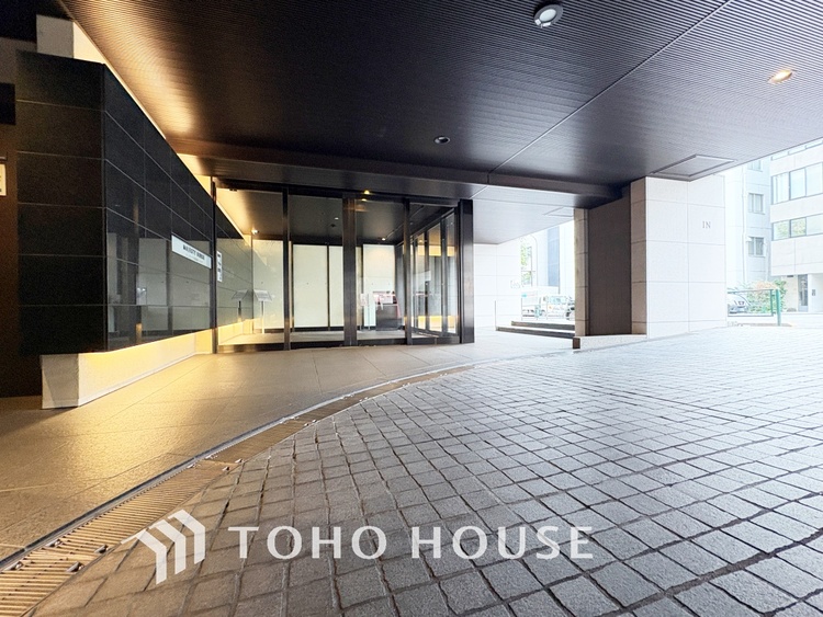 エントランス 家族みんなの笑顔が、笑い声が絶えない幸せいっぱいのこの場所で新たな生活が始まる