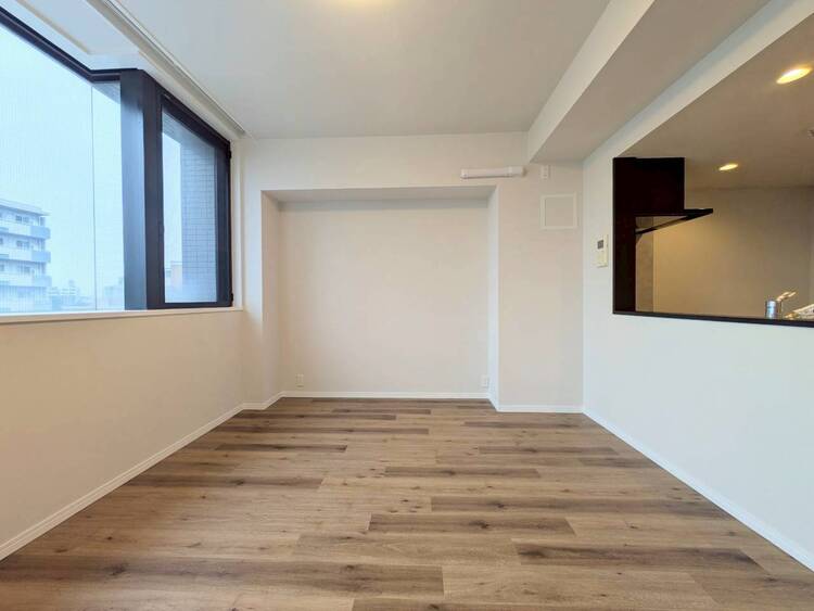 居間 シンプルな内装と偏り過ぎないデザインで統一しました。