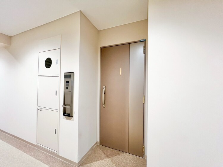 玄関 清潔感のある落ち着いた雰囲気の玄関です。