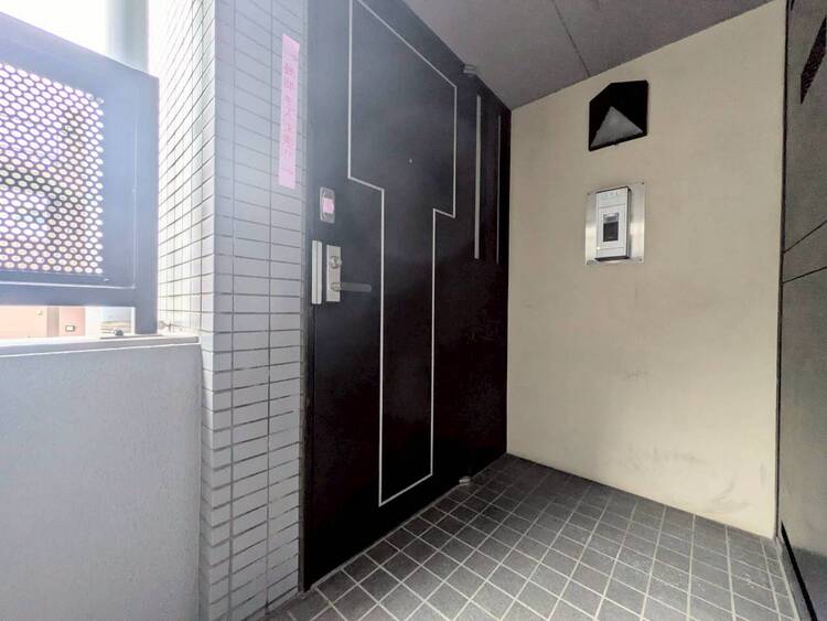 玄関 清潔感のある落ち着いた雰囲気の玄関です。