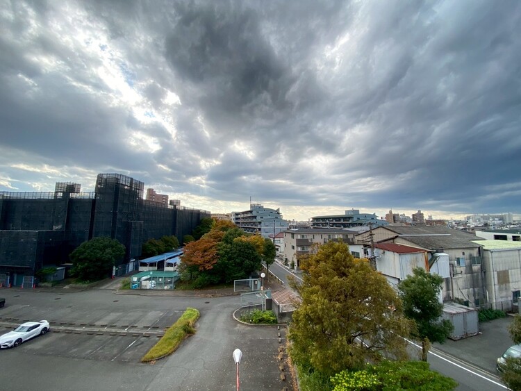 その他 眺望や窓からの景色が良いと、家で過ごす時間も快適です。