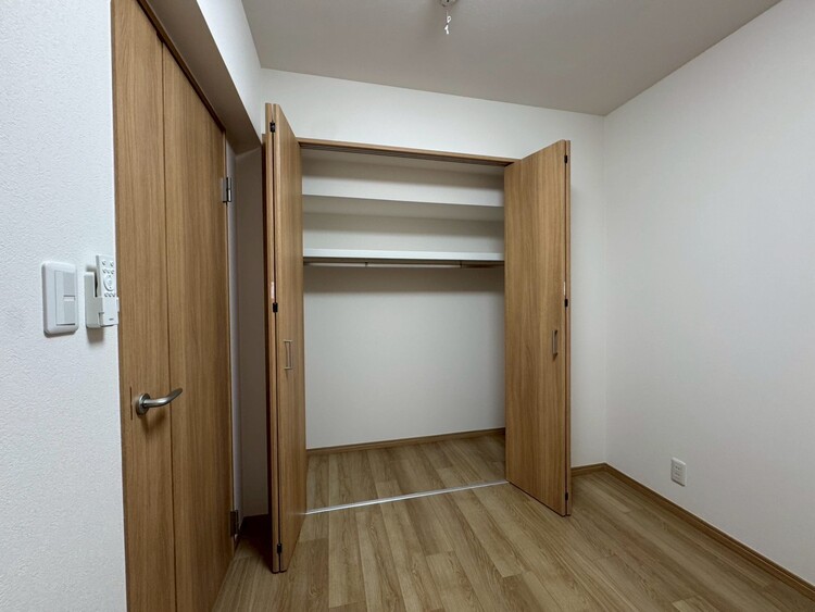 その他 家電やスーツケース、ストック品など何でも片付く嬉しい空間です。