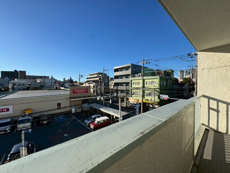 その他 眺望や窓からの景色が良いと、家で過ごす時間も快適です。