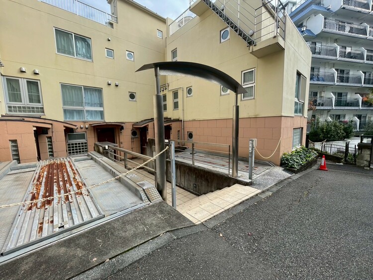 外観 飽きのこないシンプルモダンな外観です。