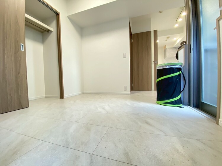 居間 伸びやかな空間のなかで、ゆったりとしたひとときを過ごせます。