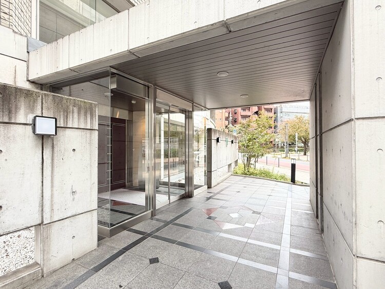 エントランス 上質感漂う玄関アプローチです。