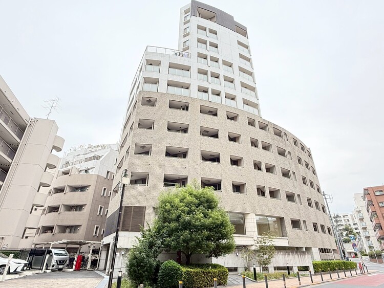 外観 忙しく過ぎゆく日常を置き去るほど、ゆったりした時間が流れる住環境。