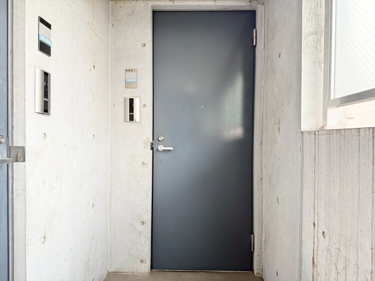 玄関 清潔感のある落ち着いた雰囲気の玄関です。