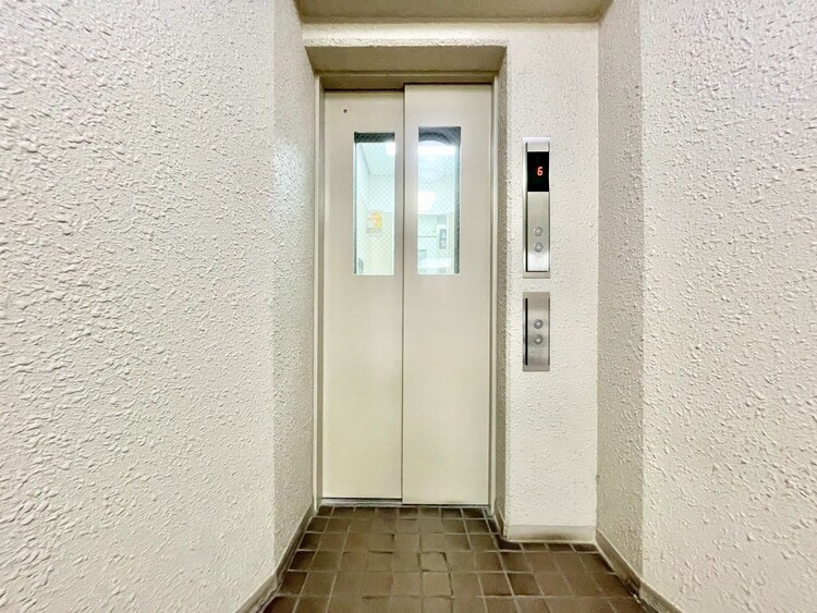 その他 エレベーター完備のため荷物が多くなっても安心。