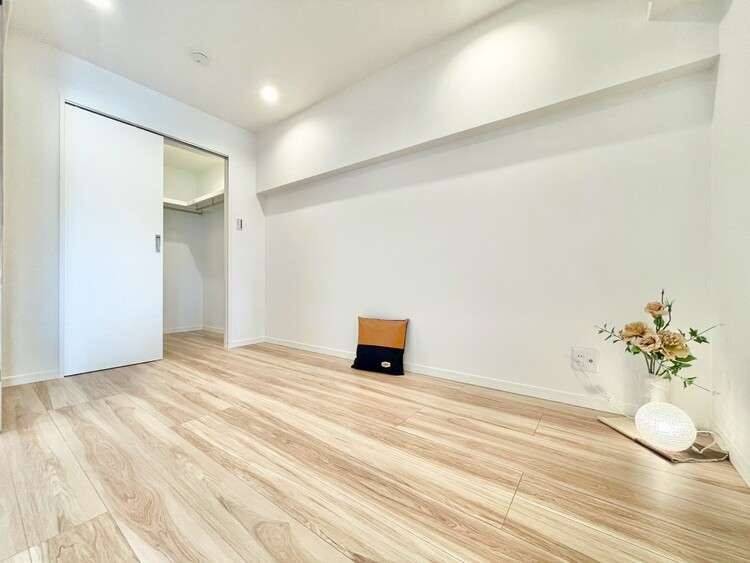 その他 清かで艶やかな時間をもたらしてくれる室内です。